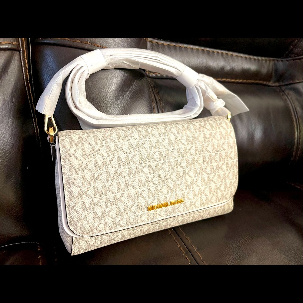White Mk brand new in pink straps shoulder bag